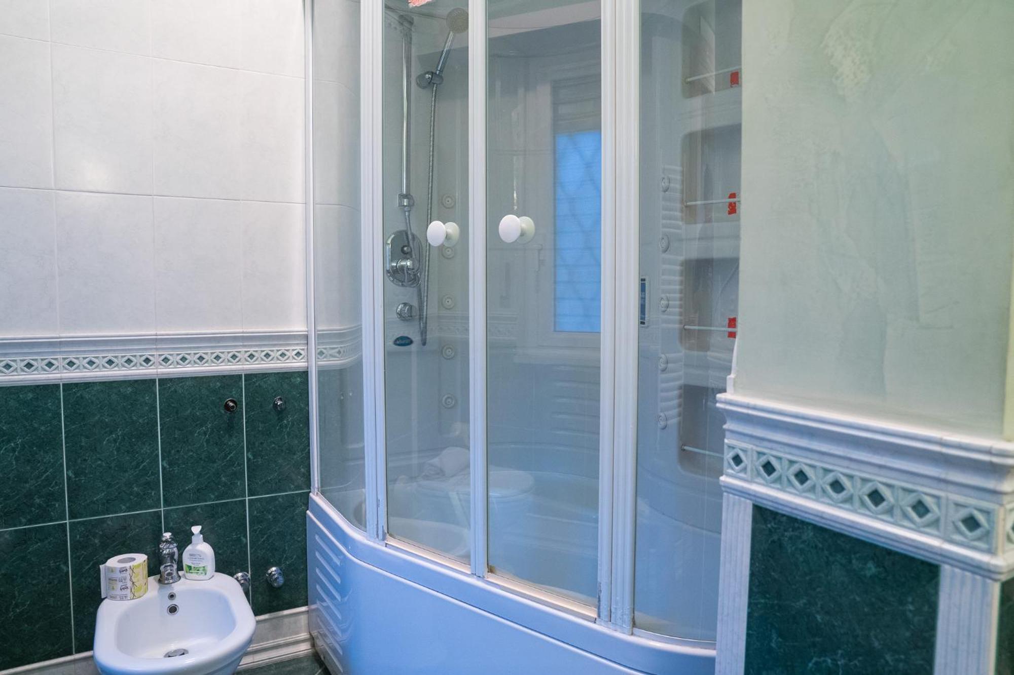 Apartment Ubaldi - 2 Stops From San Pietro Rom